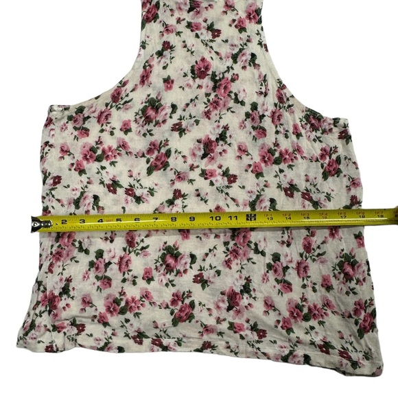 Wet Seal size small sleeveless tank top. White with florals in great condition! - Picture 6 of 8